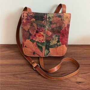 Patricia Nash Floral Bag